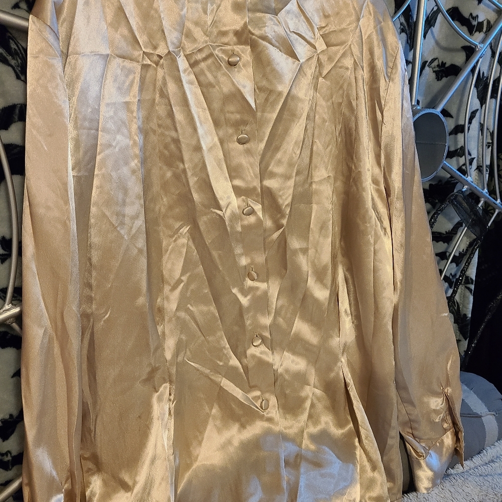Blouse - Picture 3 of 3